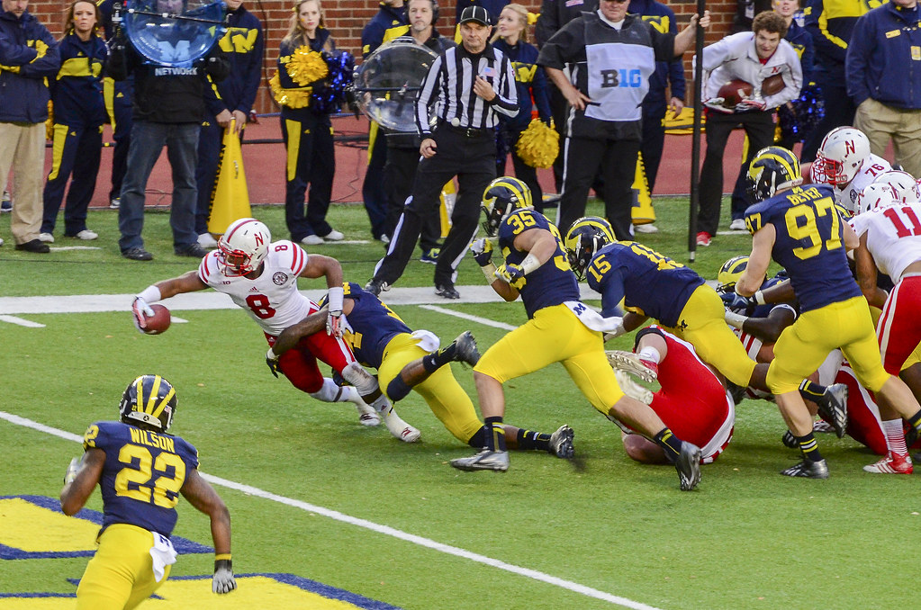 此未来首